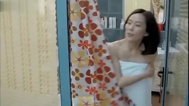 俞飞鸿，中年女性的颜值天花板，美的毫不费力