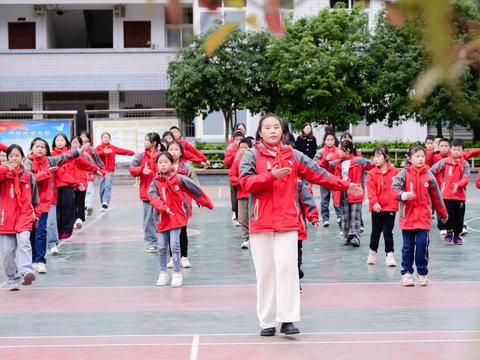 从“希望小学”到“共益生态”：上汽大众ESG战略的进化论