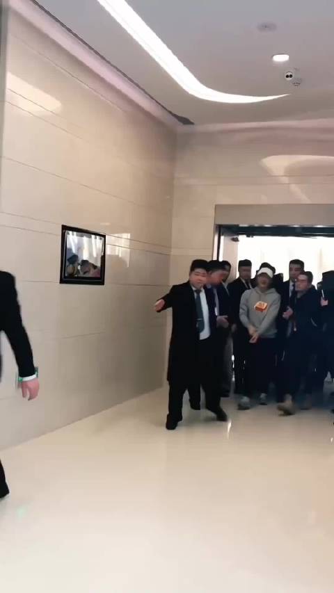 周星驰被叫星爷的原因中长视频流量扶持计划