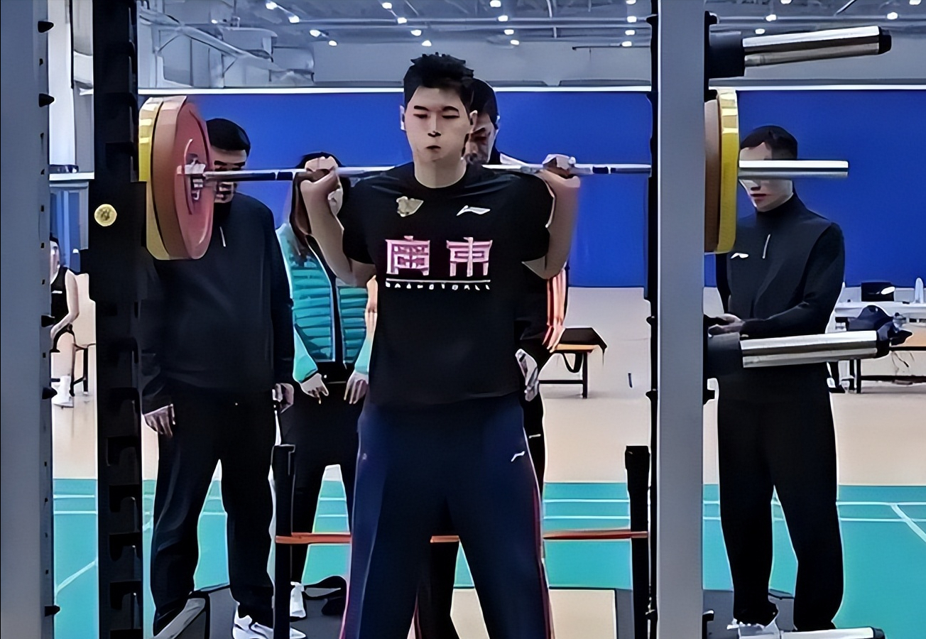 官宣！广东宏远全员通过体测，徐杰新职位曝光，杜锋沉冤得雪