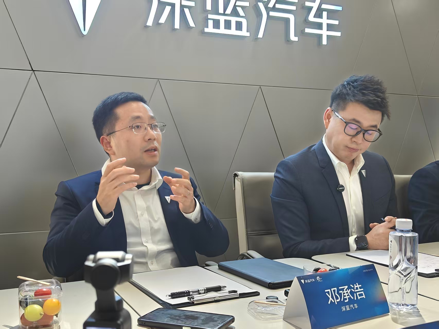 深蓝汽车增资项目挂牌：让渡不超过20%股权，公司近四年累计亏损89亿元