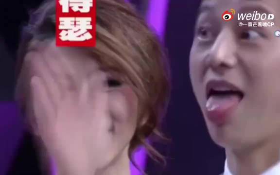 尚雯婕代班直播，何炅再遇魔童对决