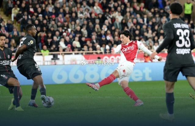 惊天冷门！摩纳哥1-0掀翻大巴黎，赛后采访竟集体沉默！