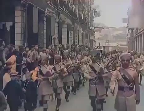 甄子丹妻ins发文揭露英国殖民香港暴行