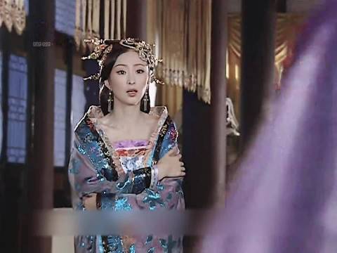 梅妃被称蛇蝎美人仍获三男青睐