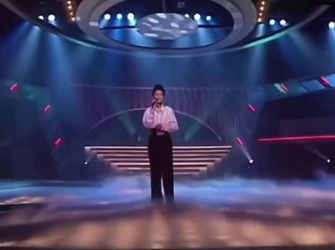 周华健叶倩文经典歌曲诠释非爱陪伴