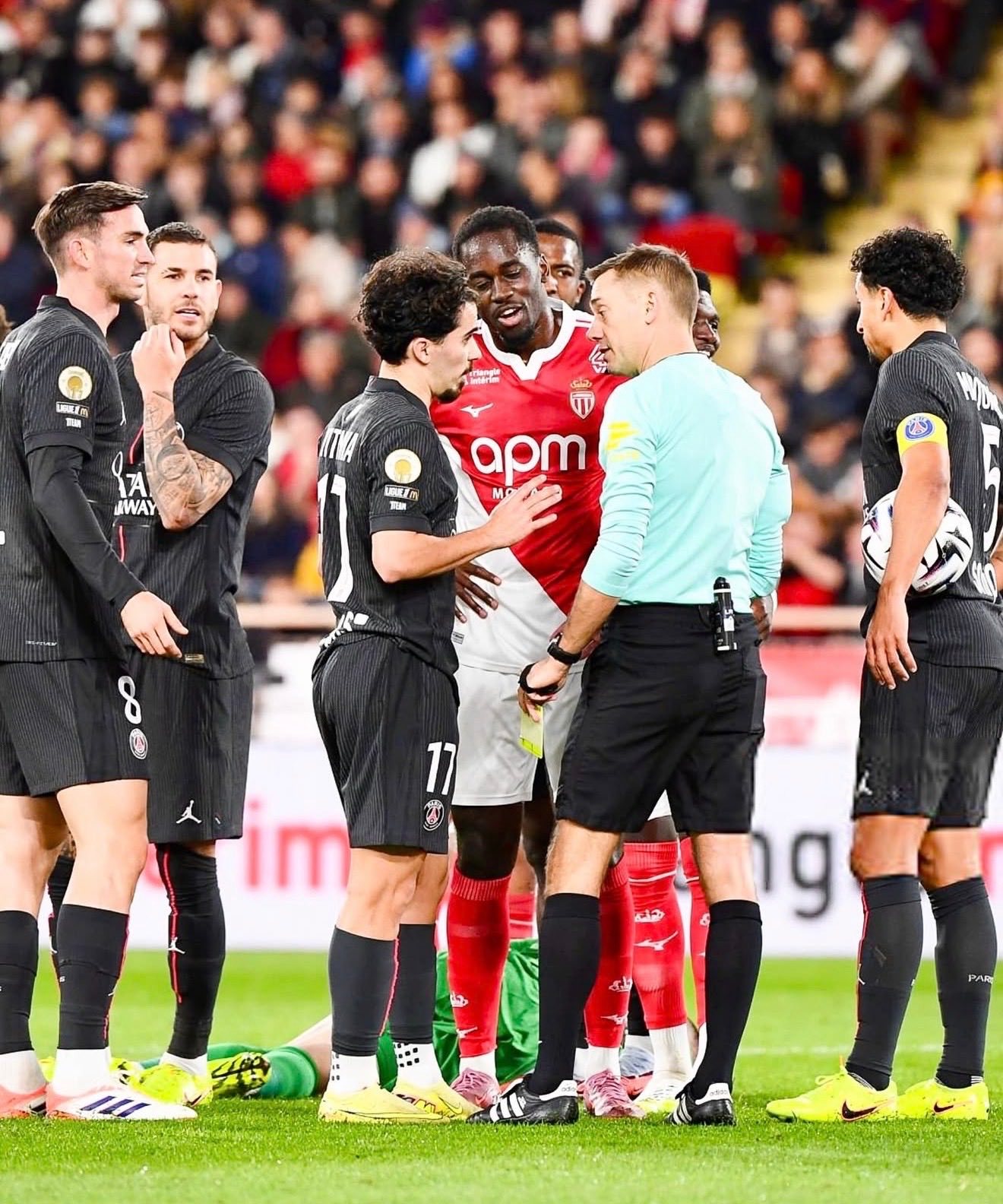 法甲焦点战巴黎0-1负摩纳哥，南野拓实制胜球