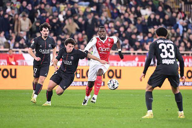 真累坏了！巴黎最糟糕一战，还会有上赛季的剧本吗