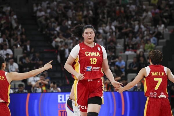 官宣！张子宇正式加盟山东女篮 代表家乡球队征战新赛季WCBA