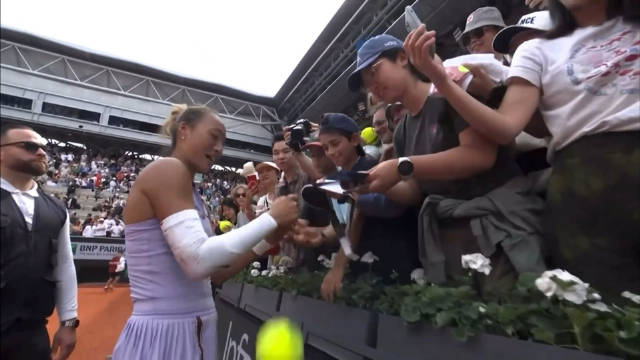 郑钦文鏖战三盘首进法网八强，创个人最佳战绩