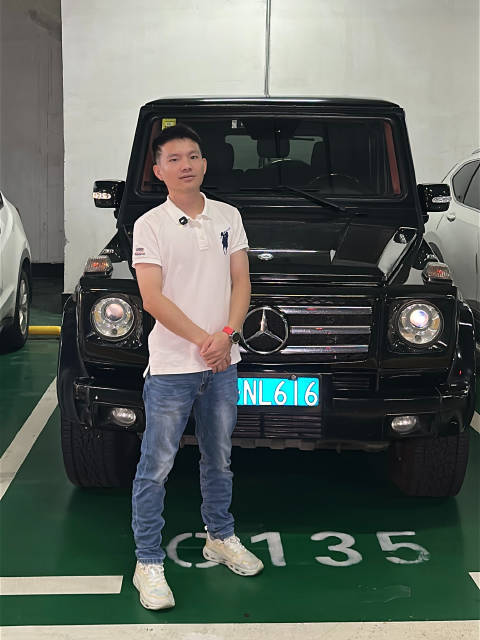 奔驰G500一款超豪华SUV，旗舰车型