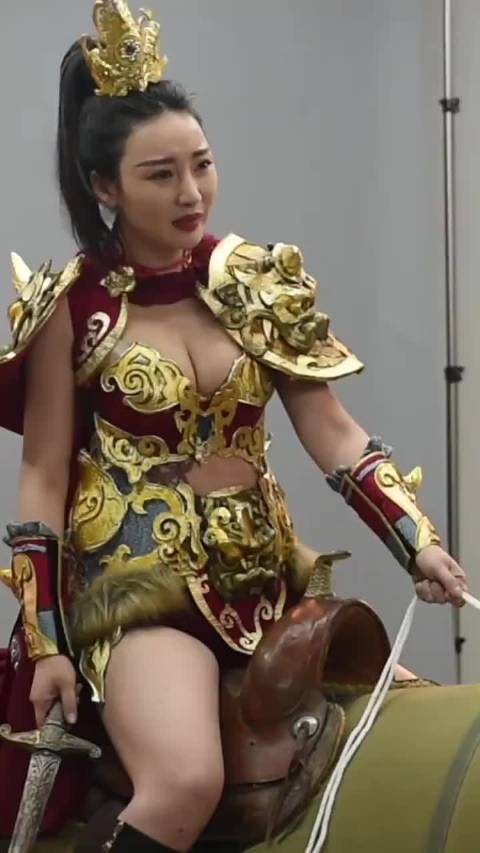 柳岩骑马的水平怎么样