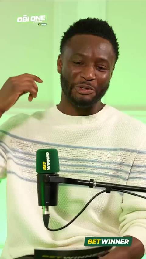 卡洛斯回忆梅西致其手指骨折，称其速度不可思议