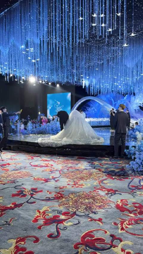 李俊慧婚礼上拉不开礼炮 网友：他和黄色的东西犯冲