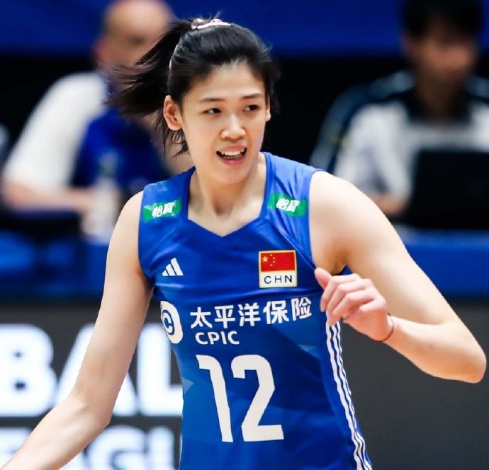 李盈莹加盟米兰女排，百万欧元合约引关注