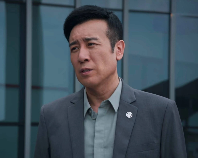 仅播5集，收视破2，一口气追完后我想说：能和《城中之城》媲美了