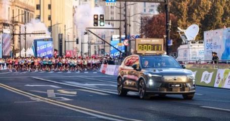 与沃尔沃XC70同行，马拉松爱好者的最佳拍档