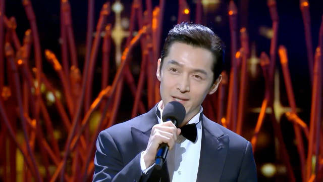 胡歌谈与游本昌合作繁花，称其戏里师父戏外人生导师