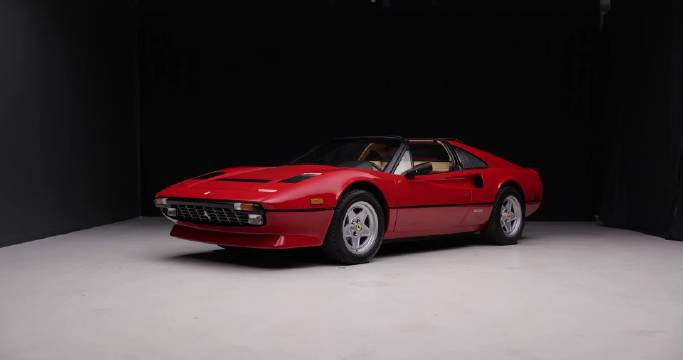 沉浸式体验1983款法拉利308 GTS Quattrovalvole