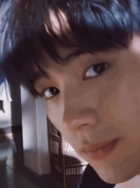 怎么这么甜呢 “你那才貌双全，又爱送花的神仙男友” 想他了吗