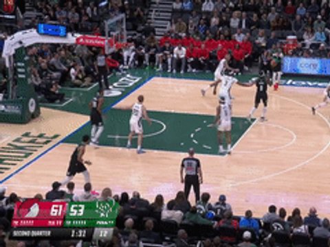 杨瀚森0分1犯！开拓者送雄鹿5连败 格兰特35分克林根14+12