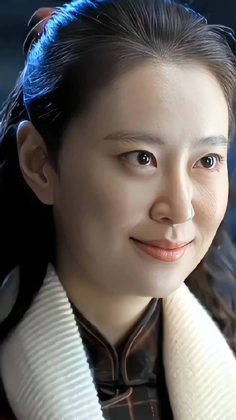 锦云妹妹又美又飒还是被明台亲了，好羡慕呀 王乐君伪装者程锦云