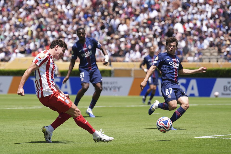 巴萨梦寐以求的神锋，马竞连夜要续约加薪？