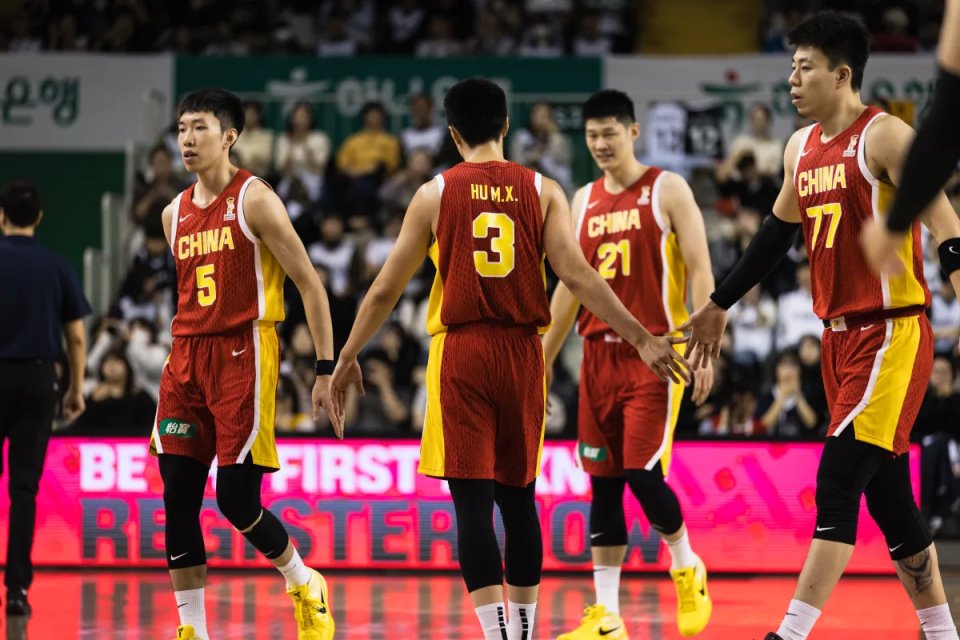 媒体人：输球就怪拼劲不足 这符合郭士强执教球队的一贯风格