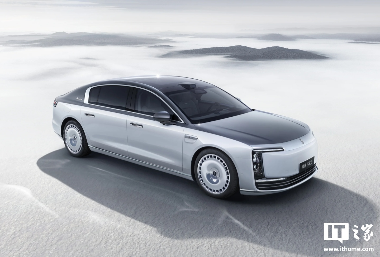 鸿蒙智行尊界S800轿车11月交付破2000台