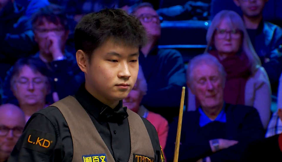 英锦赛：丁俊晖赵心童赢德比战！张安达逆转险胜 中国6人晋级16强