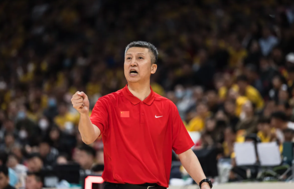 男篮惨败韩国皆因全运会？马健一针见血点出问题 乔帅真冤枉