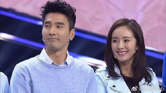 赵又廷杨幂剧宣，亲密讲解剧里关系，网友：老婆吃醋！