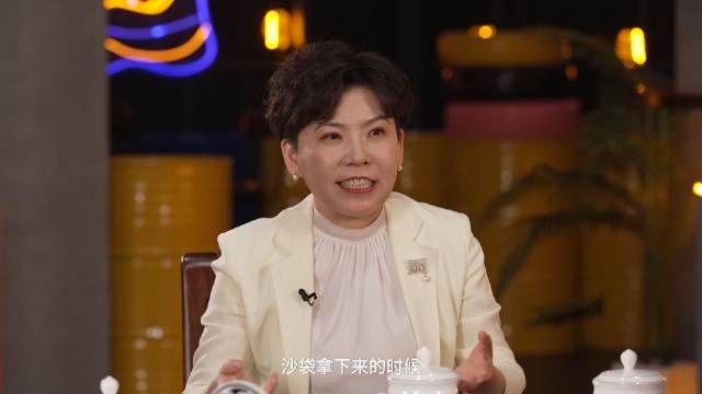 邓亚萍负重30斤训练步伐弥补身高不足