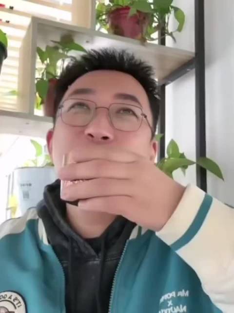 于正透露侯明昊新剧女装造型独特，智囊型男主渐获娜扎芳心