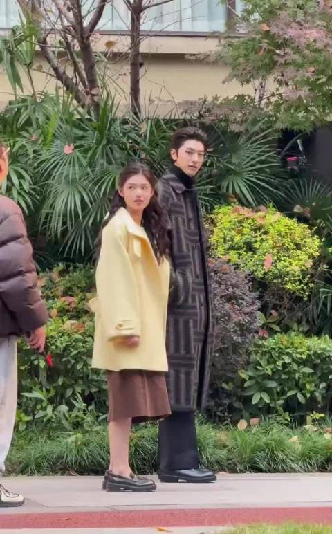 林一艾米《阿禅》同框路透曝光，妆造引热议