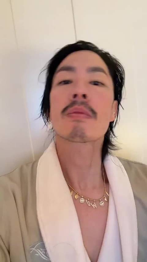 吴建豪暴瘦40斤显疲惫，47岁状态引关注