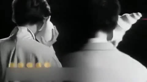 晨早我起床，点知鬼咁冻， 早，记得吃海鲜鸡煲