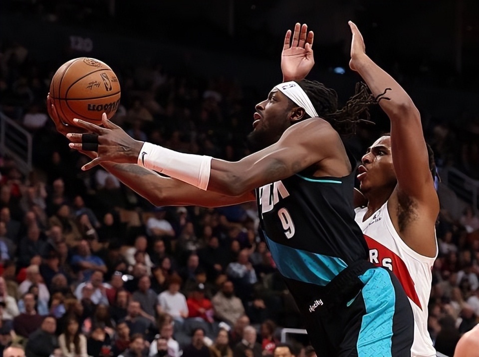 与上赛季判若两人！锋线大将会是开拓者重新走向成功的关键人物？