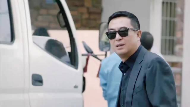 灿烂日子: 弟弟娶新媳妇，土豪大哥表心意，豪横送全屋家电！