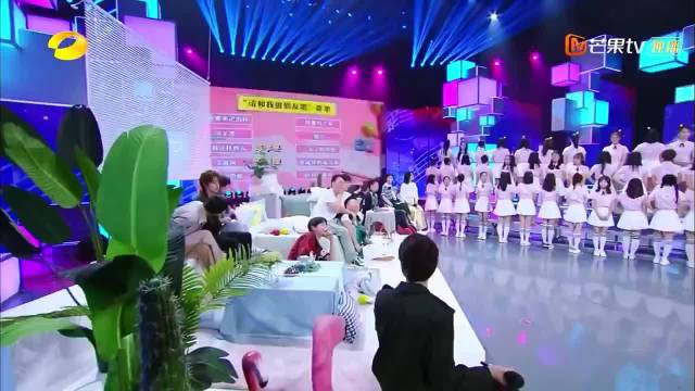 彭昱畅唱的时候我还震惊了一下，没想到他唱歌还挺好听的哈哈哈