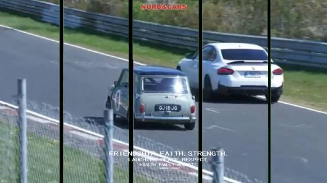 复古车们赛车，你们猜谁赢了