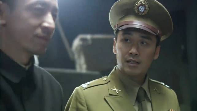 风筝：郑耀先不愧是顶级特务，即使再心痛，也很理智