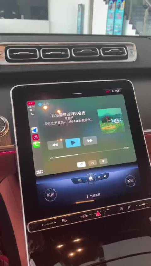 迈巴赫跑网约车引质疑，客户称食物污染接待用车