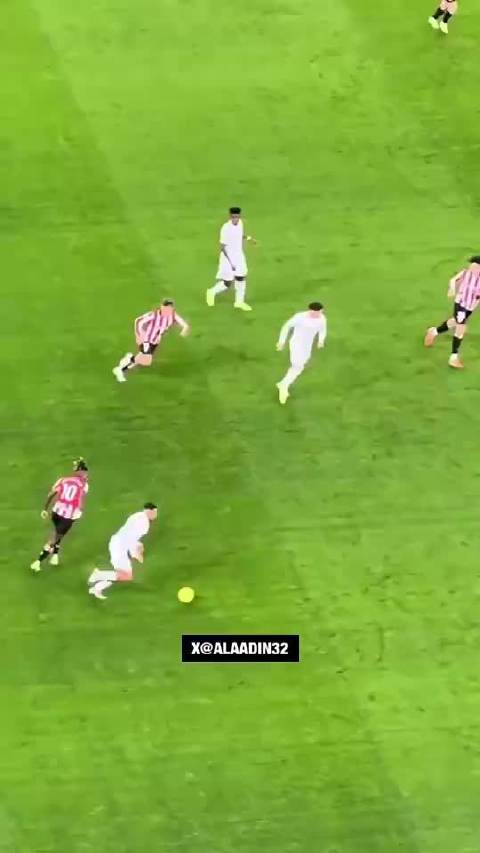 阿诺德的长传+姆巴佩的超强个人能力，进球变得很简单！