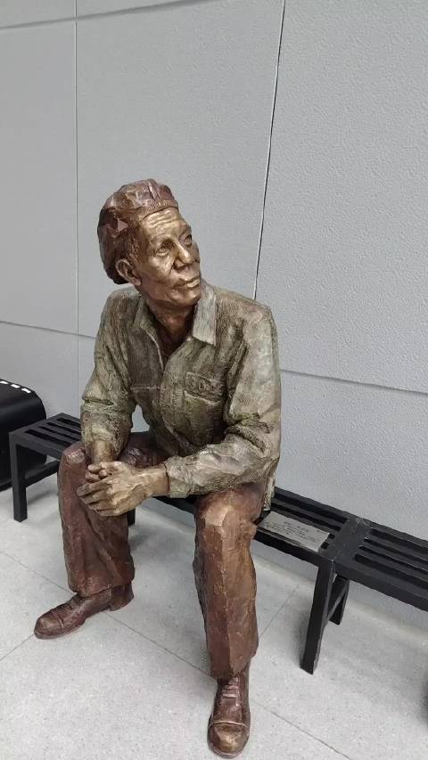 美国演员摩根佛里曼代表作包括肖申克的救赎等