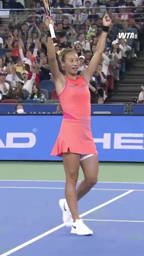 武网经典回顾：来自郑钦文 2024年度最佳击球 WTA 萨巴伦卡 中国赛季