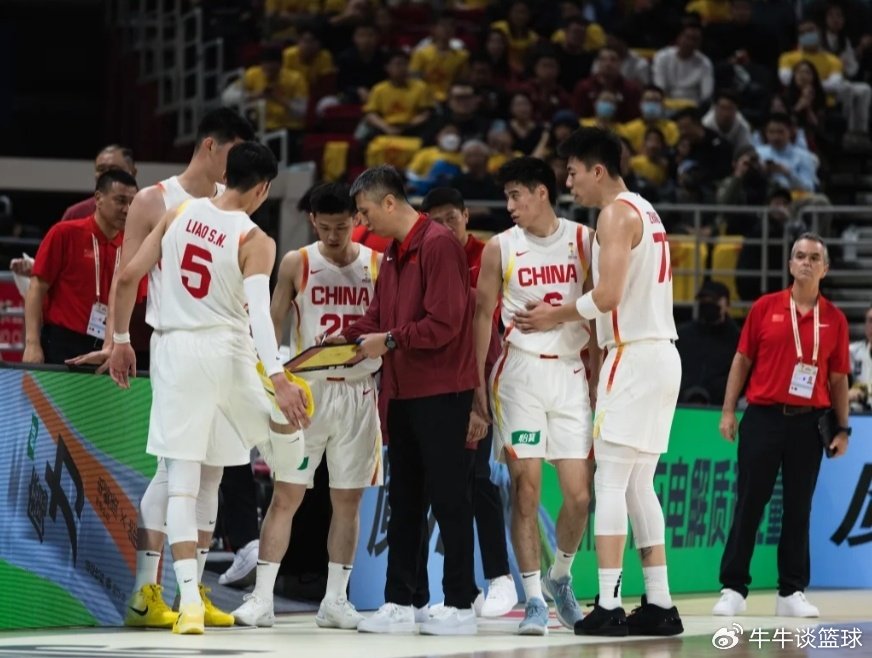 赵睿因伤缺席！中国男篮原班人马vs韩国二番战 郭士强自我正名