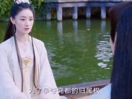 这里的景致如诗如画，令人沉醉不已