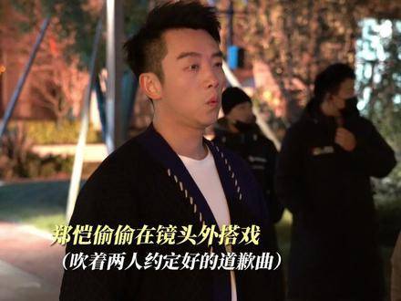 就在那一刻，所有心酸情绪如潮水般涌上心头