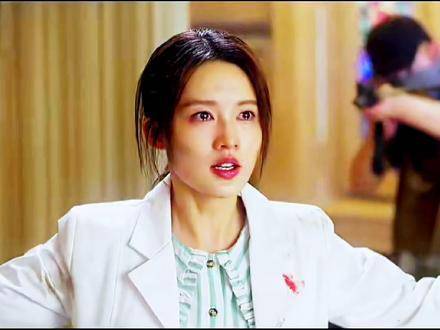 李沁饰夏初诠释医者仁心，做最好的自己